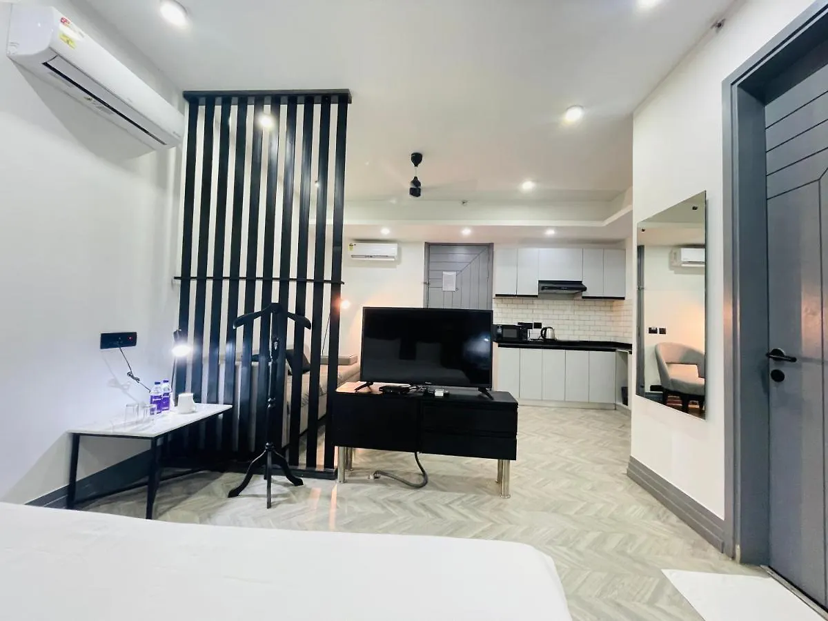 Bedchambers Luxurious Serviced Apartment In Gurgaon