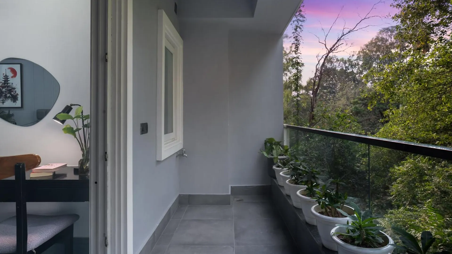Bedchambers Luxurious Serviced Apartment In גורגאון 0*,