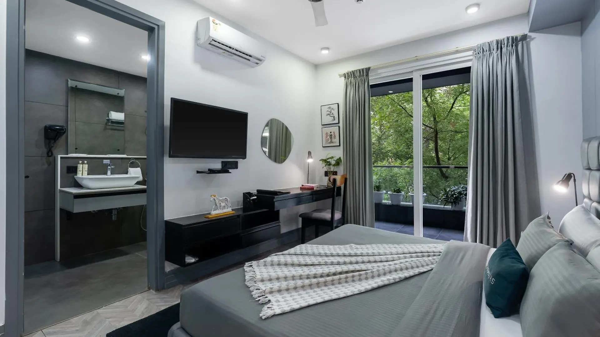 Bedchambers Luxurious Serviced Apartment In Gurgaon India