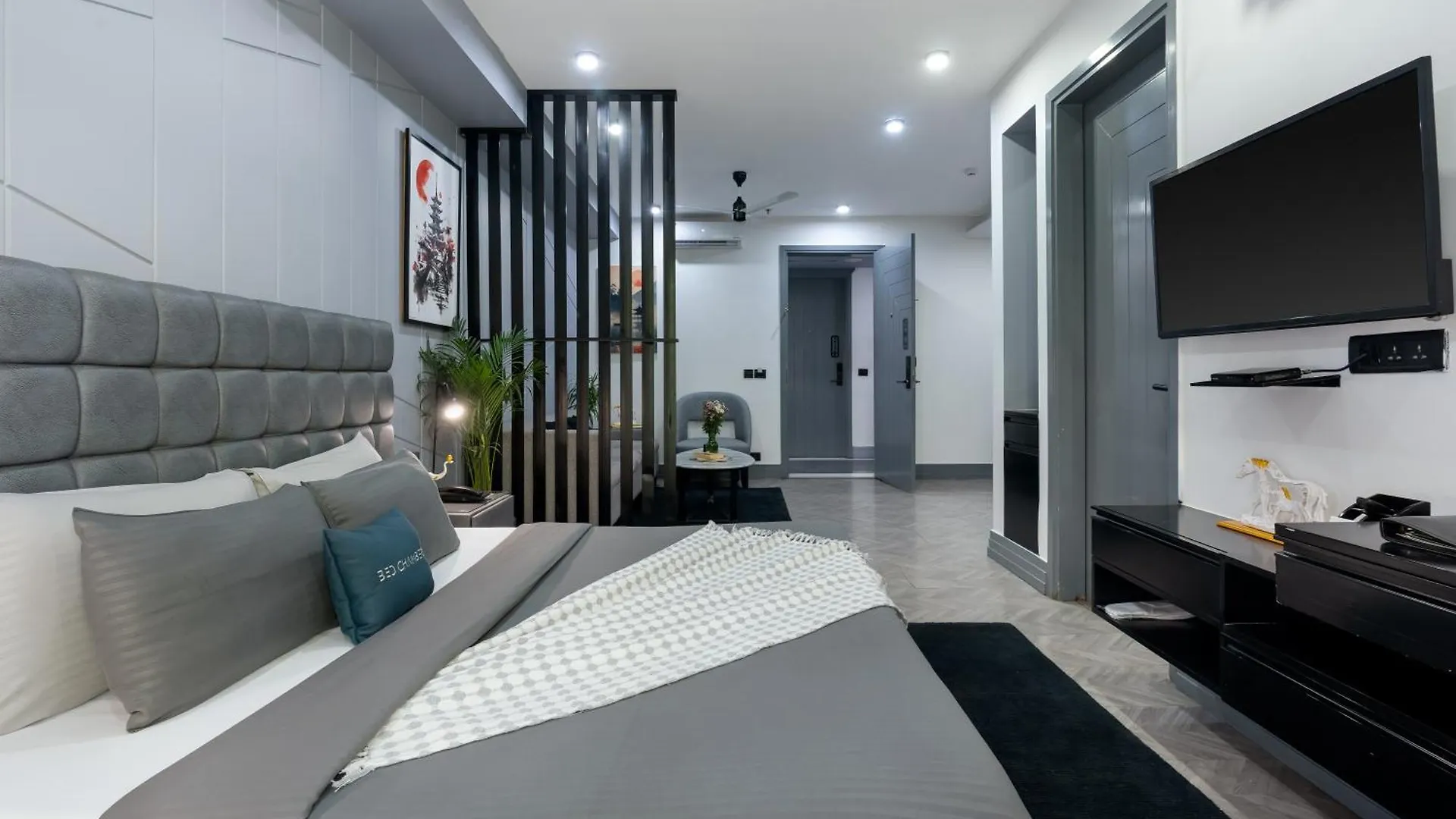 Bedchambers Luxurious Serviced Apartment In גורגאון הודו