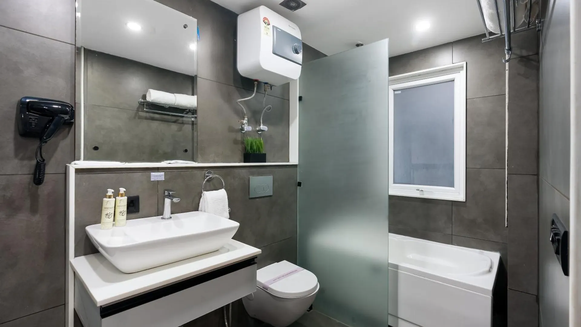 Bedchambers Luxurious Serviced Apartment In גורגאון 0*,  הודו